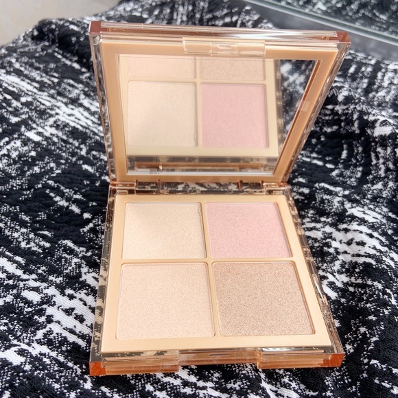 Huda Beauty mini face palette - Picture 2 of 11